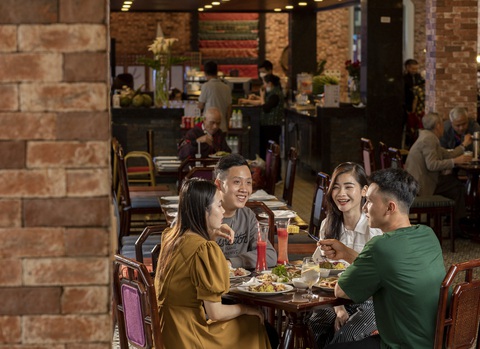 Đến Fansipan bay giữa ngàn hoa và phiêu cùng Chuyện tình Đỗ Quyên - Ảnh 7. Đến Fansipan bay giữa ngàn hoa và phiêu cùng Chuyện tình Đỗ Quyên - Ảnh 7.