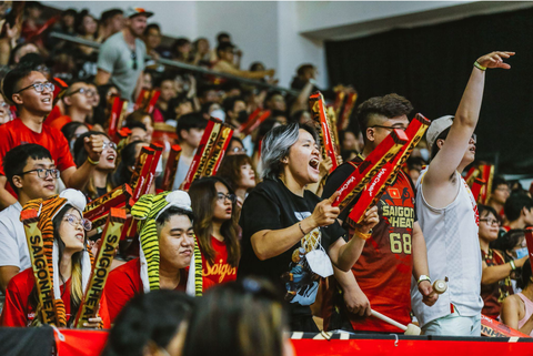 ‘Hot TikToker’ Lê Bống nhảy giao lưu cùng ‘Ông 30’ - Ảnh 4. ‘Hot TikToker’ Lê Bống nhảy giao lưu cùng ‘Ông 30’ - Ảnh 4.