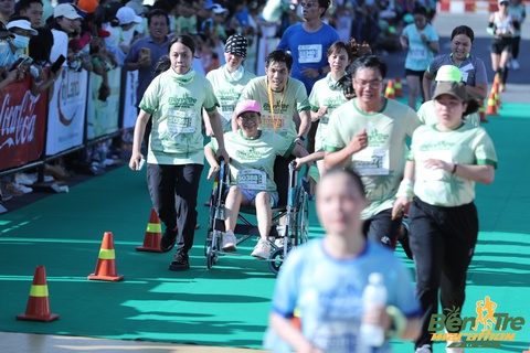 Bến Tre Marathon quảng bá nét đẹp xứ dừa - Ảnh 6. Bến Tre Marathon quảng bá nét đẹp xứ dừa - Ảnh 6.