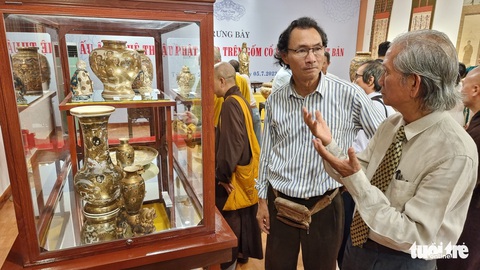 Dấu ấn Phật giáo sống động trên tuyệt tác gốm Nhật - Ảnh 1. Dấu ấn Phật giáo sống động trên tuyệt tác gốm Nhật - Ảnh 1.