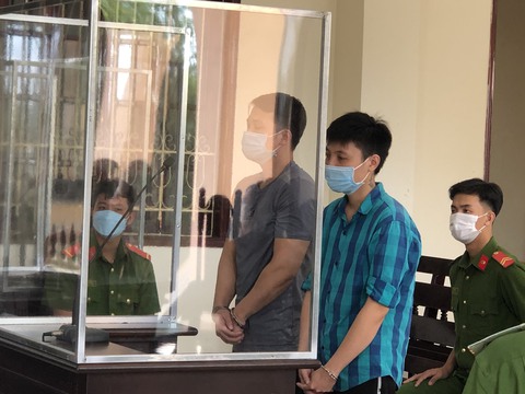 Tuyên tử hình và tù chung thân 2 bị cáo chuyển 77 ký ma túy từ Đồng Tháp về TP.HCM - Ảnh 1. Tuyên tử hình và tù chung thân 2 bị cáo chuyển 77 ký ma túy từ Đồng Tháp về TP.HCM - Ảnh 1.