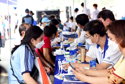 Ngày hội tư vấn xét tuyển ĐH - CĐ tại TP.HCM và Hà Nội: Giải đáp mọi thắc mắc về đăng ký xét tuyển - Ảnh 1. Ngày hội tư vấn xét tuyển ĐH - CĐ tại TP.HCM và Hà Nội: Giải đáp mọi thắc mắc về đăng ký xét tuyển - Ảnh 1.