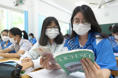 Môn sử có cả tự chọn và bắt buộc: Các trường sốt ruột chờ bộ - Ảnh 1. Môn sử có cả tự chọn và bắt buộc: Các trường sốt ruột chờ bộ - Ảnh 1.