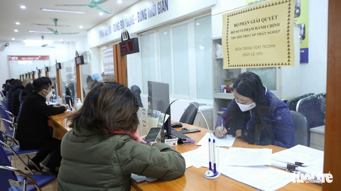 Chuyên gia mách lời giải cho bài toán rút bảo hiểm xã hội một lần - Ảnh 1. Chuyên gia mách lời giải cho bài toán rút bảo hiểm xã hội một lần - Ảnh 1.