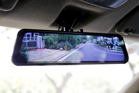 Đánh giá nhanh SUV XL7 Sport Limited: full options, nhiều tiện ích - Ảnh 3. Đánh giá nhanh SUV XL7 Sport Limited: full options, nhiều tiện ích - Ảnh 3.
