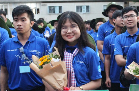 Những chiến sĩ Mùa hè xanh TP.HCM đầu tiên ra trận - Ảnh 3. Những chiến sĩ Mùa hè xanh TP.HCM đầu tiên ra trận - Ảnh 3.