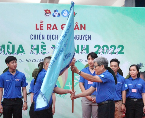 Những chiến sĩ Mùa hè xanh TP.HCM đầu tiên ra trận - Ảnh 1. Những chiến sĩ Mùa hè xanh TP.HCM đầu tiên ra trận - Ảnh 1.