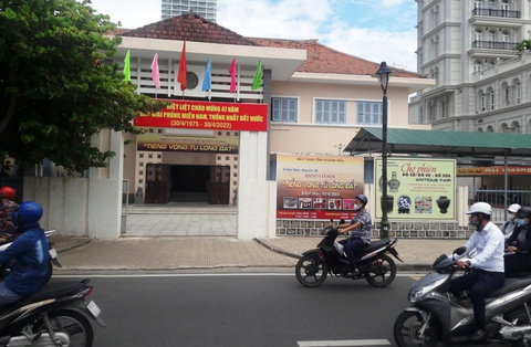 Kỷ luật khiển trách trưởng phòng bảo tàng kê khống giá mua hiện vật - Ảnh 1. Kỷ luật khiển trách trưởng phòng bảo tàng kê khống giá mua hiện vật - Ảnh 1.