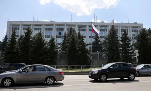 Bulgaria trục xuất 70 nhà ngoại giao Nga do lo ngại về gián điệp - Ảnh 1. Bulgaria trục xuất 70 nhà ngoại giao Nga do lo ngại về gián điệp - Ảnh 1.