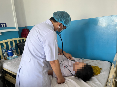 Sốt xuất huyết tấn công... người lớn - Ảnh 1. Sốt xuất huyết tấn công... người lớn - Ảnh 1.