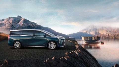 Đối thủ của Lexus LM ra mắt: Minivan siêu sang, sử dụng bầu trời sao như Rolls-Royce - Ảnh 2. Đối thủ của Lexus LM ra mắt: Minivan siêu sang, sử dụng bầu trời sao như Rolls-Royce - Ảnh 2.