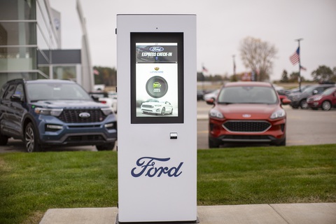 Sếp Ford: Bán xe online, không mặc cả, không quảng cáo - Ảnh 2. Sếp Ford: Bán xe online, không mặc cả, không quảng cáo - Ảnh 2.