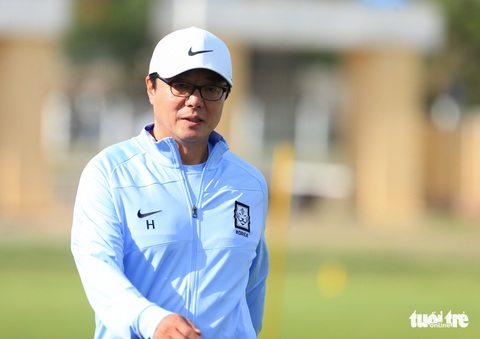 U23 Hàn Quốc tập đấu U23 Việt Nam, thần đồng Lee Kang In gây chú ý - Ảnh 4. U23 Hàn Quốc tập đấu U23 Việt Nam, thần đồng Lee Kang In gây chú ý - Ảnh 4.