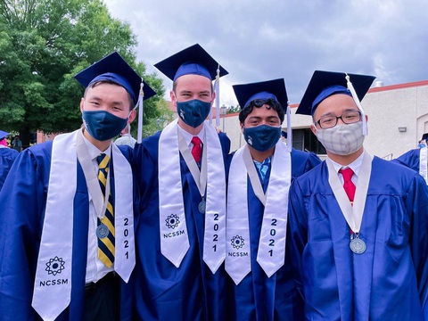 Cậu học trò Asian School chinh phục Harvard - Ảnh 1. Cậu học trò Asian School chinh phục Harvard - Ảnh 1.