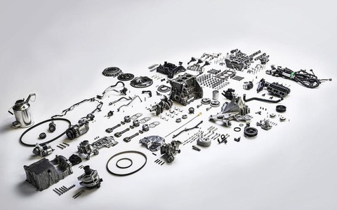 Những động cơ xuất sắc nhất trong 2 thập kỷ qua: Cuộc chơi của BMW và Ferrari - Ảnh 17. Những động cơ xuất sắc nhất trong 2 thập kỷ qua: Cuộc chơi của BMW và Ferrari - Ảnh 17.