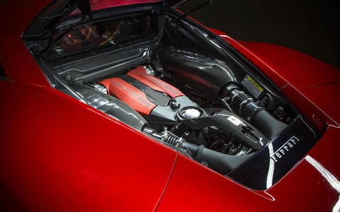 Những động cơ xuất sắc nhất trong 2 thập kỷ qua: Cuộc chơi của BMW và Ferrari - Ảnh 19. Những động cơ xuất sắc nhất trong 2 thập kỷ qua: Cuộc chơi của BMW và Ferrari - Ảnh 19.