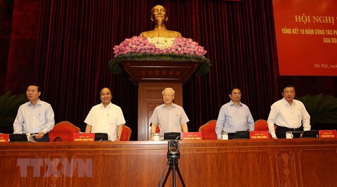 Tổng bí thư: Không được cậy quyền muốn làm gì thì làm, thẳng uốn thành cong - Ảnh 2. Tổng bí thư: Không được cậy quyền muốn làm gì thì làm, thẳng uốn thành cong - Ảnh 2.