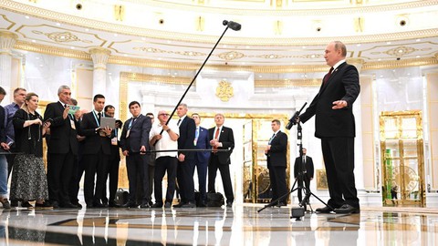 Tổng thống Putin: Không có hạn chót cho chiến sự ở Ukraine - Ảnh 2. Tổng thống Putin: Không có hạn chót cho chiến sự ở Ukraine - Ảnh 2.