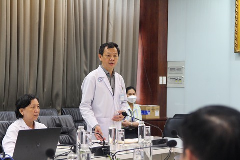 Thiếu thuốc lẫn trang thiết bị, giám đốc Bệnh viện Chợ Rẫy kiến nghị gì? - Ảnh 1. Thiếu thuốc lẫn trang thiết bị, giám đốc Bệnh viện Chợ Rẫy kiến nghị gì? - Ảnh 1.