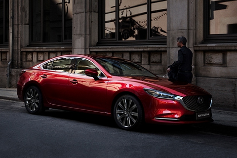 Bộ đôi giúp Mazda làm nên chuyện ở phân khúc sedan tầm giá dưới 1 tỉ đồng - Ảnh 6. Bộ đôi giúp Mazda làm nên chuyện ở phân khúc sedan tầm giá dưới 1 tỉ đồng - Ảnh 6.