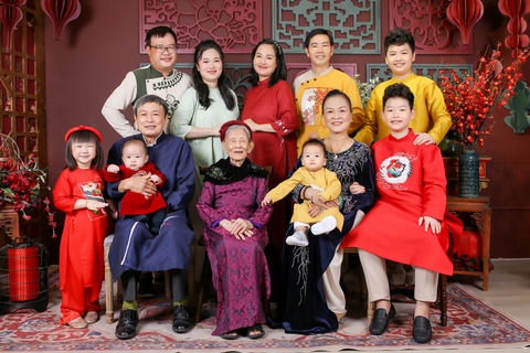 NSND Kim Xuân: Thành viên trong gia đình đều bình đẳng, nhưng phải giữ nề nếp - Ảnh 2. NSND Kim Xuân: Thành viên trong gia đình đều bình đẳng, nhưng phải giữ nề nếp - Ảnh 2.