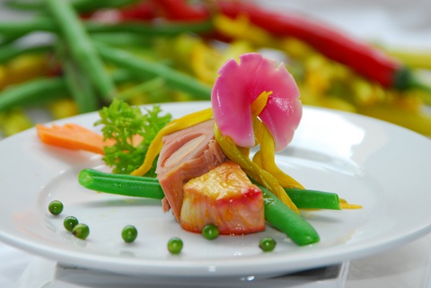 Hễ ở đâu có chút rau, thịt, cá, tôm, củ, quả... là ở đó gỏi lót tót trình làng - Ảnh 5. Hễ ở đâu có chút rau, thịt, cá, tôm, củ, quả... là ở đó gỏi lót tót trình làng - Ảnh 5.