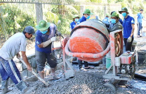 Những ngày hè tình nguyện vẫy gọi - Ảnh 1. Những ngày hè tình nguyện vẫy gọi - Ảnh 1.
