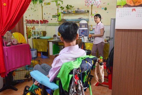 Ước mơ của thầy giáo từng vượt bão cuộc đời - Ảnh 7. Ước mơ của thầy giáo từng vượt bão cuộc đời - Ảnh 7.