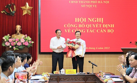 Chủ tịch Hà Nội bổ nhiệm ông Mai Xuân Trường làm phó giám đốc Sở Nội vụ - Ảnh 1. Chủ tịch Hà Nội bổ nhiệm ông Mai Xuân Trường làm phó giám đốc Sở Nội vụ - Ảnh 1.