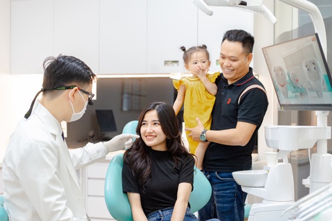 Presmile - nha khoa uy tín chăm sóc cho cả gia đình - Ảnh 1. Presmile - nha khoa uy tín chăm sóc cho cả gia đình - Ảnh 1.