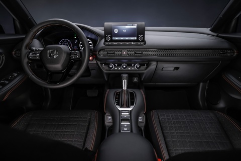 So sánh Honda ZR-V vs Mazda CX-30: Cuộc chiến SUV Nhật kích thước lỡ cỡ - Ảnh 5. So sánh Honda ZR-V vs Mazda CX-30: Cuộc chiến SUV Nhật kích thước lỡ cỡ - Ảnh 5.