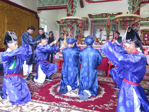 Lễ hội yến sào khởi đầu mùa du khách ra các đảo yến - Ảnh 1. Lễ hội yến sào khởi đầu mùa du khách ra các đảo yến - Ảnh 1.