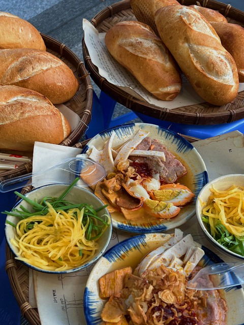 Để người xứ Nẫu có chỗ lui tới và khách thập phương cảm nhận mùi vị miền Trung thế nào - Ảnh 4. Để người xứ Nẫu có chỗ lui tới và khách thập phương cảm nhận mùi vị miền Trung thế nào - Ảnh 4.