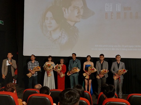 Giã từ những đêm hoang: Giang hồ chỉ là cớ kể chuyện tình thân - Ảnh 1. Giã từ những đêm hoang: Giang hồ chỉ là cớ kể chuyện tình thân - Ảnh 1.