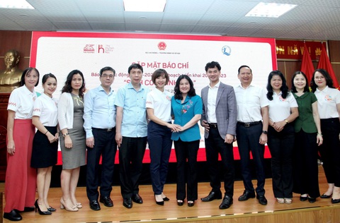 ‘Sinh Con, Sinh Cha’ góp phần hỗ trợ phụ huynh trong nuôi dạy con cái - Ảnh 1. ‘Sinh Con, Sinh Cha’ góp phần hỗ trợ phụ huynh trong nuôi dạy con cái - Ảnh 1.