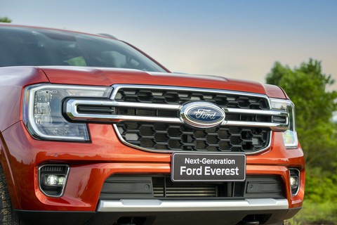 Ford Everest thế hệ mới ra mắt Việt Nam: Thay đổi toàn diện, giá từ 1,1 tỉ đồng - Ảnh 11. Ford Everest thế hệ mới ra mắt Việt Nam: Thay đổi toàn diện, giá từ 1,1 tỉ đồng - Ảnh 11.