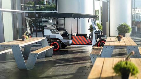 Xe tuk tuk mang phong cách Audi dụ khách du lịch - Ảnh 4. Xe tuk tuk mang phong cách Audi dụ khách du lịch - Ảnh 4.
