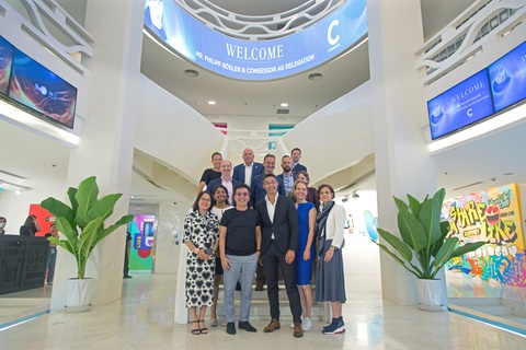 Nguyên Phó thủ tướng Đức đánh giá cao tiềm lực của DatVietVAC Group Holdings - Ảnh 1. Nguyên Phó thủ tướng Đức đánh giá cao tiềm lực của DatVietVAC Group Holdings - Ảnh 1.