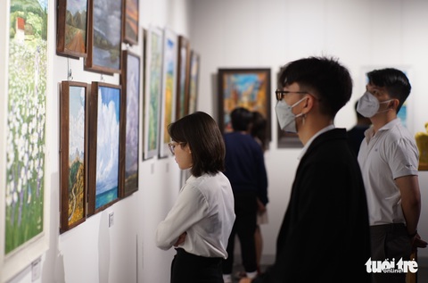 Tìm về ‘Những sợi chỉ muôn màu’ của các họa sĩ không chuyên - Ảnh 4. Tìm về ‘Những sợi chỉ muôn màu’ của các họa sĩ không chuyên - Ảnh 4.