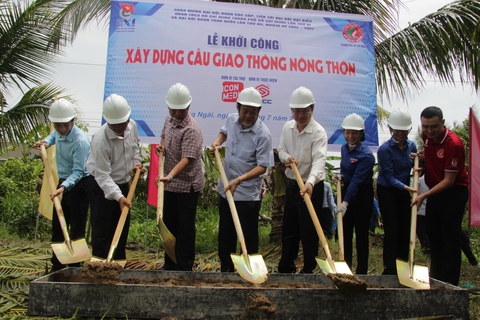 Mùa tình nguyện trên quê hương bác Sáu Dân - Ảnh 1. Mùa tình nguyện trên quê hương bác Sáu Dân - Ảnh 1.