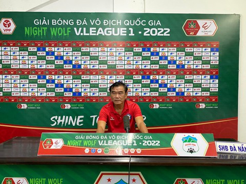 HLV Phan Thanh Hùng: ‘SHB Đà Nẵng sẽ thay hết ngoại binh…’ - Ảnh 1. HLV Phan Thanh Hùng: ‘SHB Đà Nẵng sẽ thay hết ngoại binh…’ - Ảnh 1.