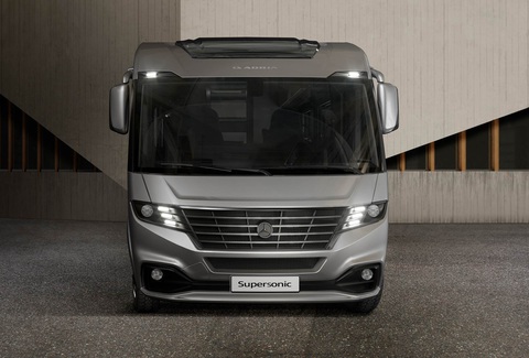 Mercedes-Benz Sprinter độ thành siêu nhà di động, giá ngang siêu xe - Ảnh 7. Mercedes-Benz Sprinter độ thành siêu nhà di động, giá ngang siêu xe - Ảnh 7.