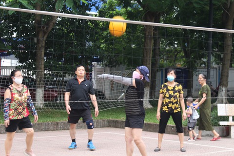 Cẩn thận say nóng - Ảnh 1. Cẩn thận say nóng - Ảnh 1.