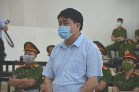 Ông Nguyễn Đức Chung phủ nhận việc chỉ đạo dừng thầu để ‘dọn đường’ cho Nhật Cường - Ảnh 1. Ông Nguyễn Đức Chung phủ nhận việc chỉ đạo dừng thầu để ‘dọn đường’ cho Nhật Cường - Ảnh 1.