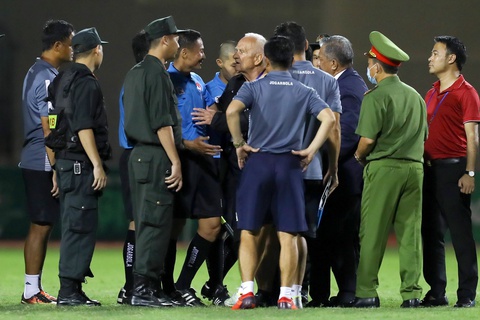 CLB Thanh Hóa gửi đơn đề nghị chấn chỉnh công tác trọng tài tại V-League 2022 - Ảnh 1. CLB Thanh Hóa gửi đơn đề nghị chấn chỉnh công tác trọng tài tại V-League 2022 - Ảnh 1.