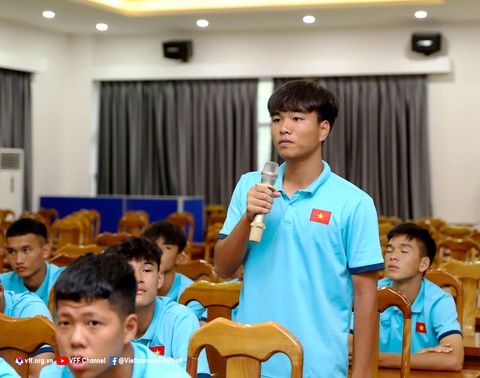 Lãnh đạo VFF gặp gỡ, giao nhiệm vụ cho đội tuyển U16 Việt Nam - Ảnh 2. Lãnh đạo VFF gặp gỡ, giao nhiệm vụ cho đội tuyển U16 Việt Nam - Ảnh 2.
