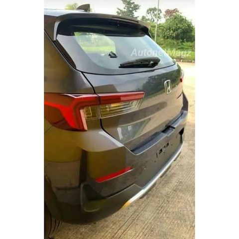 SUV mới của Honda lần đầu lộ diện ngoài đời thực, sắp mở bán để cạnh tranh Toyota Raize - Ảnh 2. SUV mới của Honda lần đầu lộ diện ngoài đời thực, sắp mở bán để cạnh tranh Toyota Raize - Ảnh 2.
