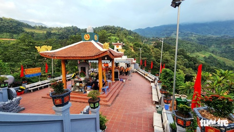 Vị Xuyên - nghĩa trang liệt sĩ đã thành hoa viên - Ảnh 3. Vị Xuyên - nghĩa trang liệt sĩ đã thành hoa viên - Ảnh 3.