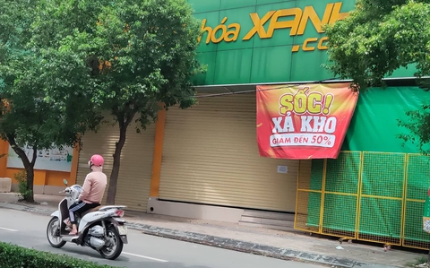 Bách Hóa Xanh đóng cửa hàng trăm cửa hàng, đang tiếp tục rà soát đóng tiếp - Ảnh 1. Bách Hóa Xanh đóng cửa hàng trăm cửa hàng, đang tiếp tục rà soát đóng tiếp - Ảnh 1.