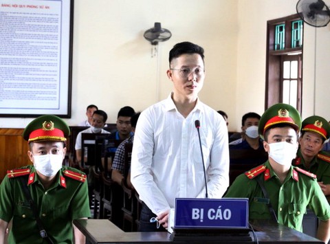 Lãnh án 5 năm 6 tháng tù vì tuyên truyền chống phá Nhà nước - Ảnh 1. Lãnh án 5 năm 6 tháng tù vì tuyên truyền chống phá Nhà nước - Ảnh 1.